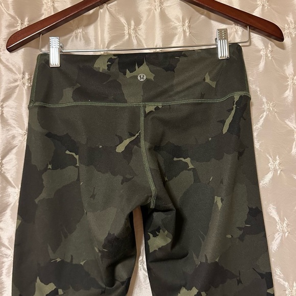 Lululemon Wunder Under Leggings Pant Luon Palm Party Fatigue Green Camo - Picture 6 of 14